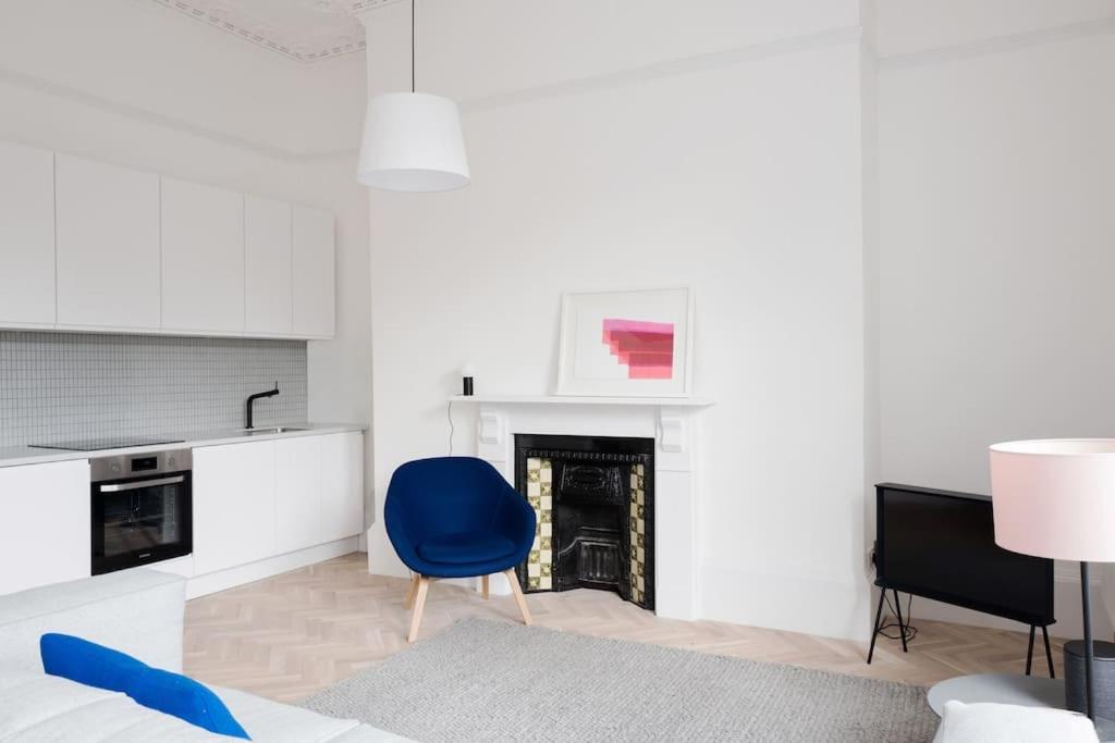 Spacious Georgian Pad - Free Parking - Walk To Bath Διαμέρισμα Εξωτερικό φωτογραφία